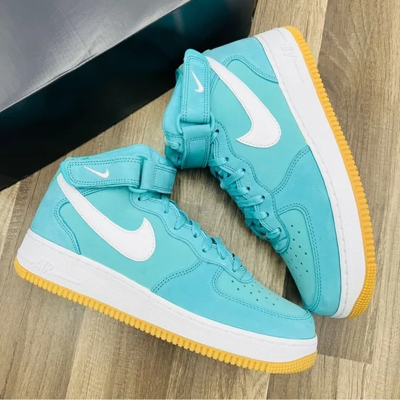 Nike Air Force 1 Mid PRM - Picture 3 of 8